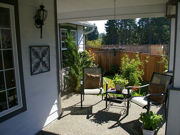 3rd image of 5708 Carly Ct SE