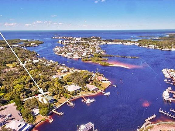 Direct Gulf Access  - No bridges - spectacular location - deep wide waters -  Cottee River meets the Gulf of Mexico.  FANTASTIC 