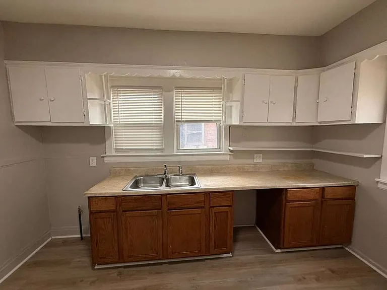 13331 Strathmoor St — Photo 6