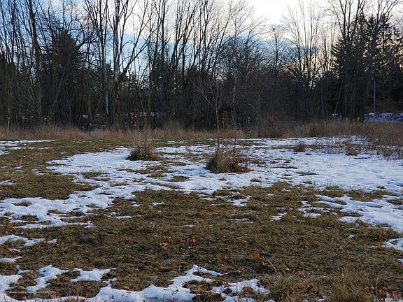 5th image of 7080 W Eaton Hwy