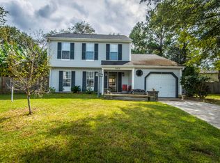 8406 Old Carriage Ct, North Charleston, SC 29420