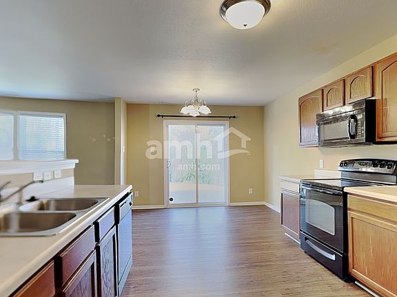 4th image of 4112 Lakewood Glen Dr