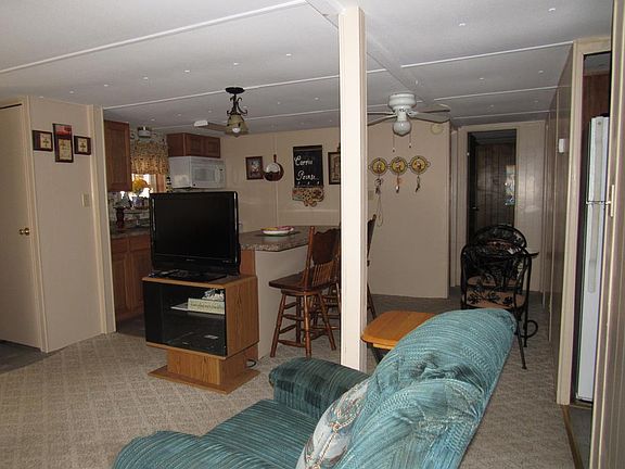 3rd image of 257 Boardman Dr