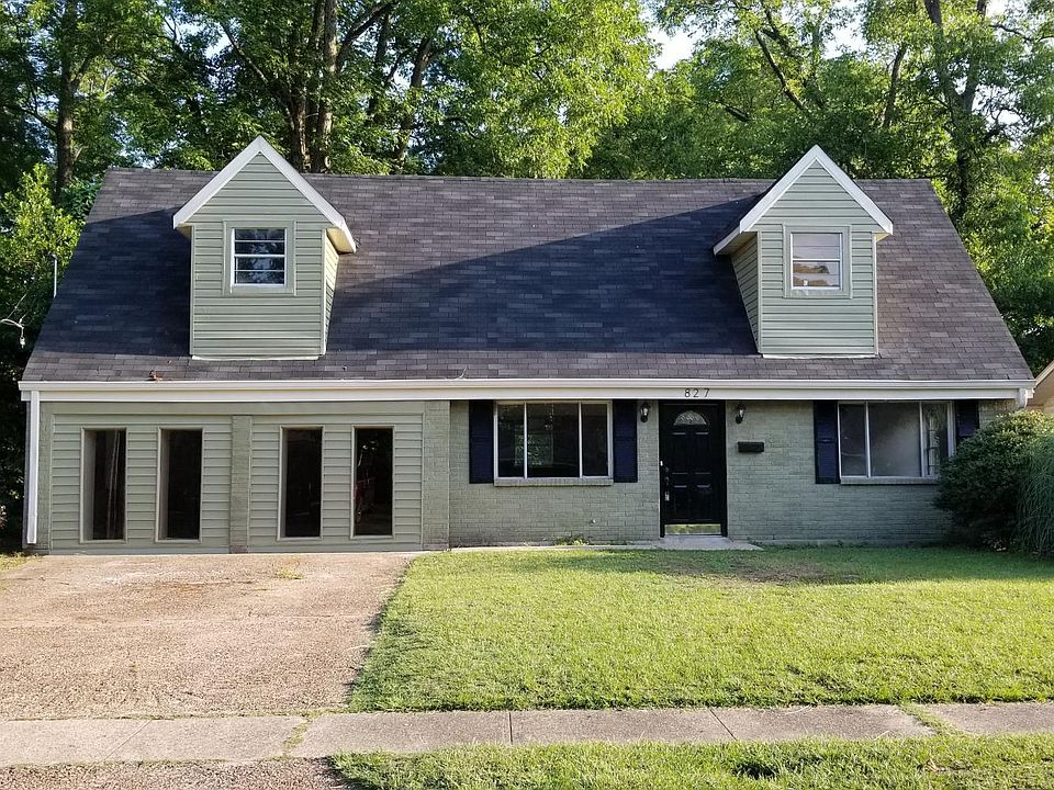1st image of 827 River Oaks Dr