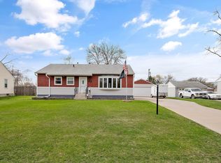 2123 Ericon Dr, Brooklyn Center, MN 55430