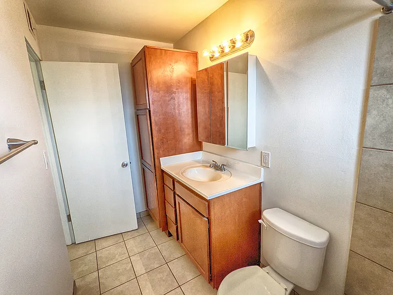 3870 N Park Ave #D — Photo 20