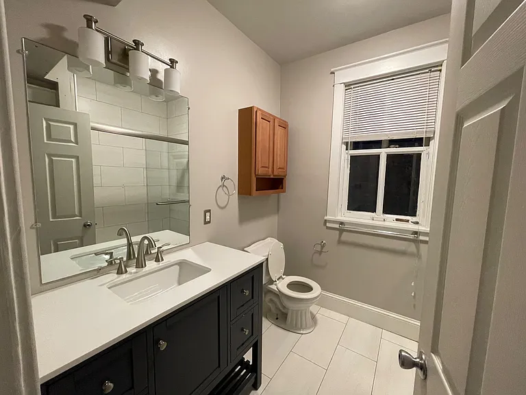 2906 E Broad St #2 — Photo 8