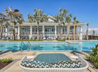 MAA Breakwater, Tampa, FL 33611