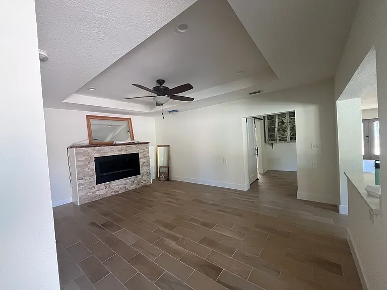 7039 Hibiscus Ave S — Photo 19