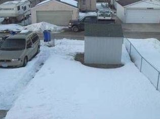 1138 20th Ave SW, Cedar Rapids, IA 52404