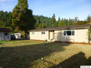 1225 S Water St, Silverton, OR 97381