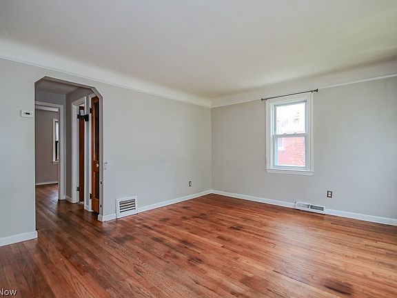 4th image of 262 E 323rd St