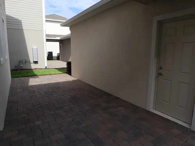 5172 Goldfinch Dr — Photo 25