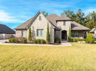 6800 S Chestnut Ave, Broken Arrow, OK 74011
