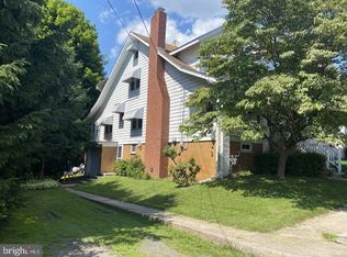 1958 3rd Ave, Pottsville, PA 17901