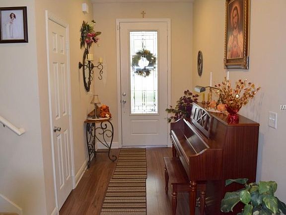 2nd image of 602 Gordonia Ct