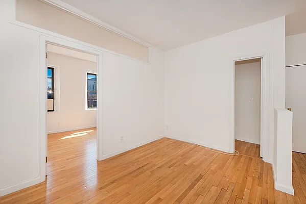 Rented by Living New York | media 16