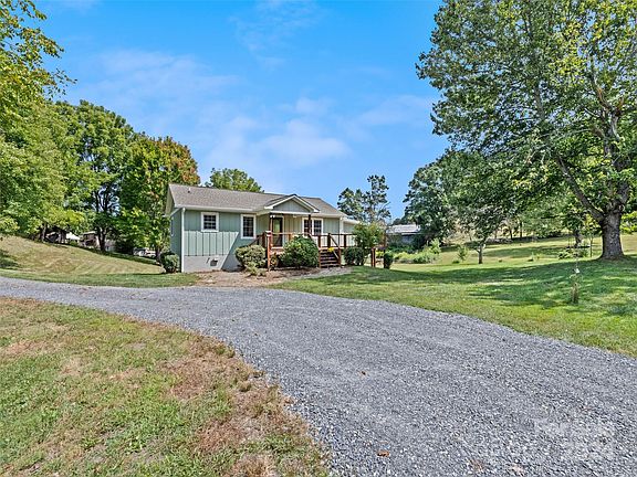 2nd image of 145 L&e Meadows Dr