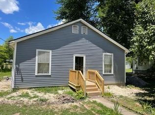 1015 7th St, Petersburg, VA 23803