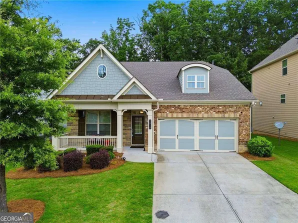 2910 Prestwood Dr, Cumming, GA 30040