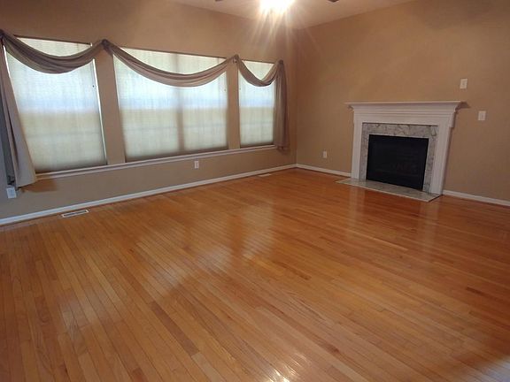 Living room with gas fireplace