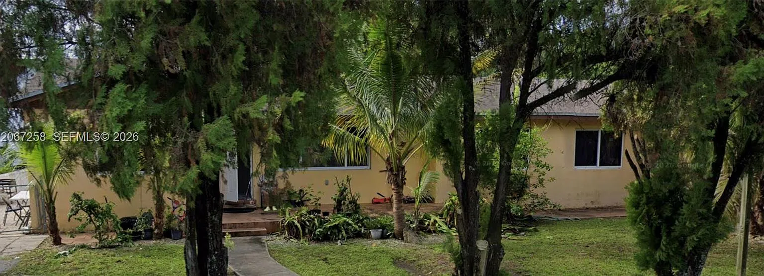 Bayview Acres — Photo 1