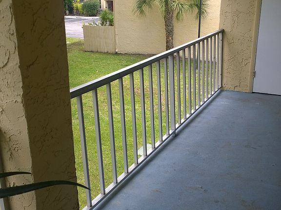 4th image of 7511 Gallineta Ct