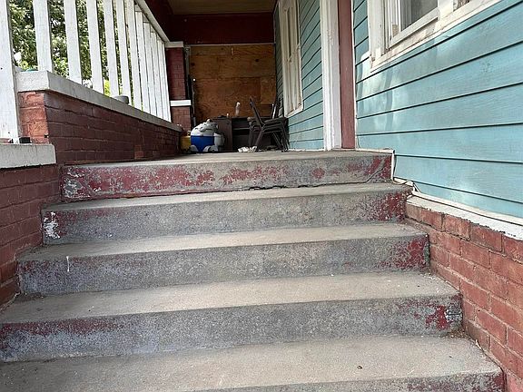 2nd image of 612 N 11th St