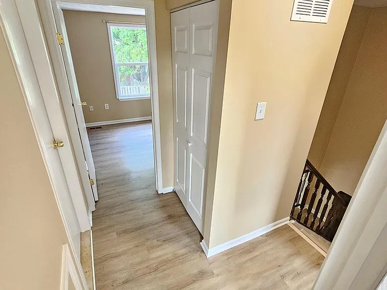 509 Beebe Ct — Photo 16