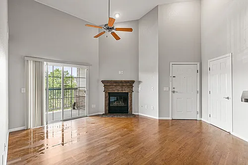 3865 S Dayton St #306 Photo 1