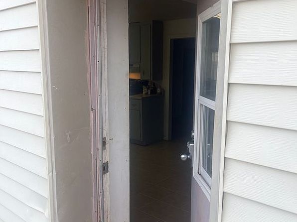 140 W Martin Rd