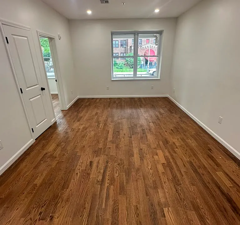 161 Prospect St #1A