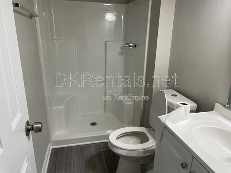 1092 Dassow Ct — Photo 15