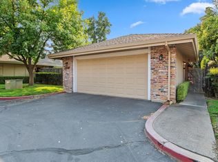 3713 Sun Shadows Ln, Sacramento, CA 95821