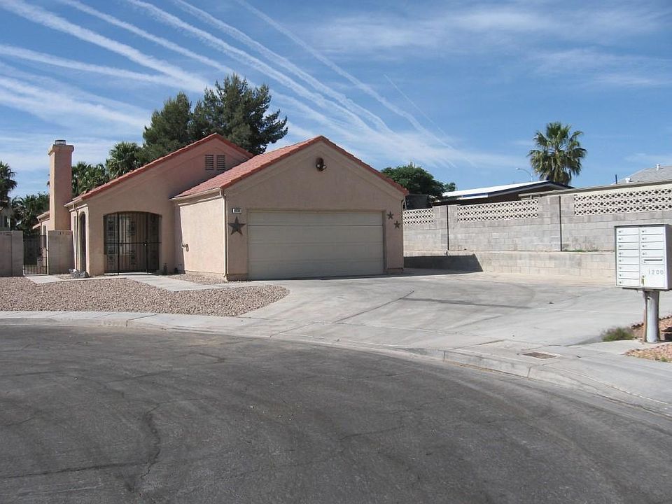 1st image of 6833 Midpark Cir