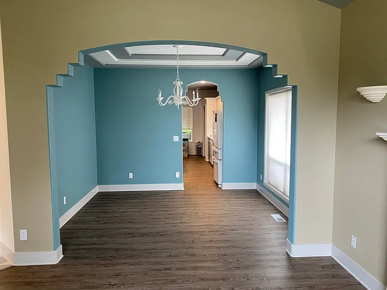 6616 Parkshadow Ct NE — Photo 4