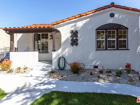 5th image of 3203 Hollydale Dr