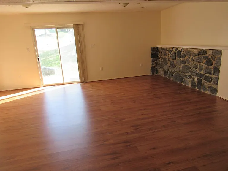 7734 Chatfield Ln — Photo 33