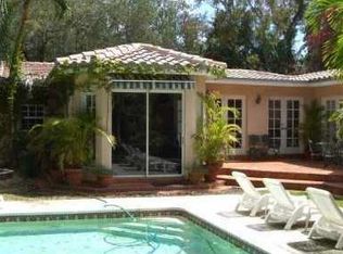 3516 Solana Rd, Miami, FL 33133