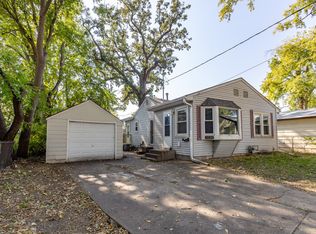 3220 Fleming Ave, Des Moines, IA 50310
