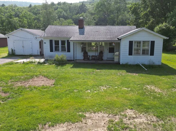 86 South St, Williamsburg, MA 01096