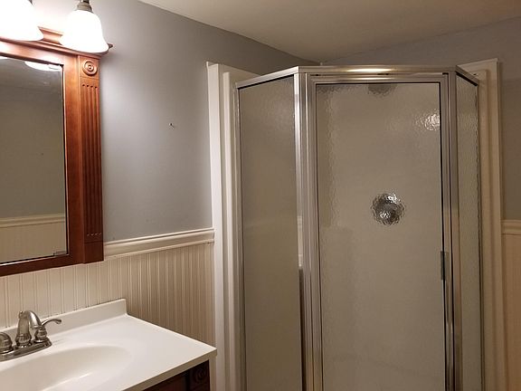 5th image of 611 N Mulberry St