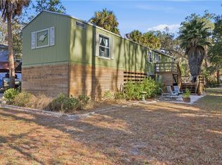 24 62nd St, Yankeetown, FL 34498