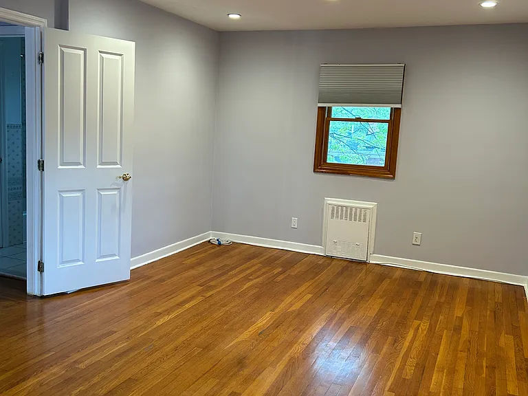 29 Schmidts Ln — Photo 24
