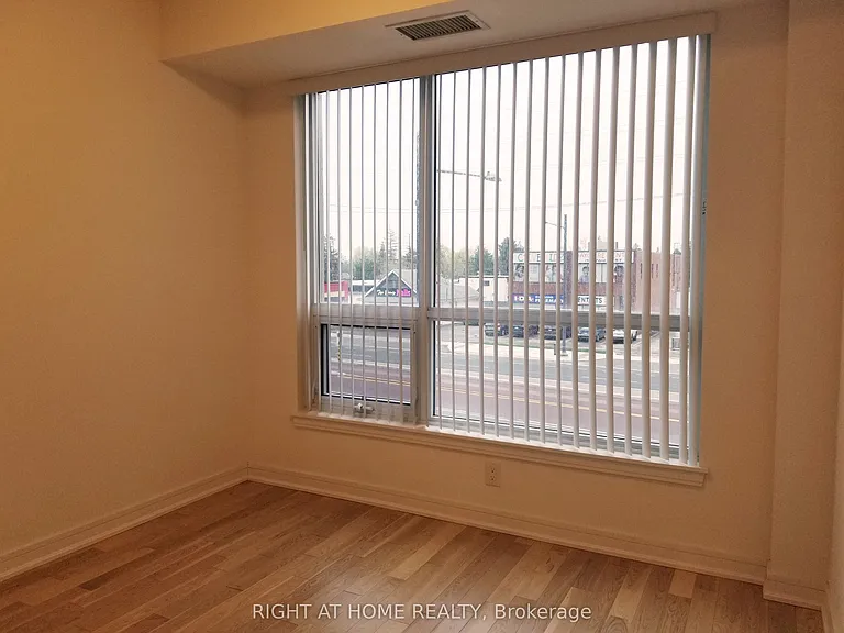 9201 Yonge St #NW-212 — Photo 15