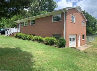 1702 Way St, Greensboro, NC 27405