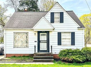 18700 Waterbury Ave, Maple Heights, OH