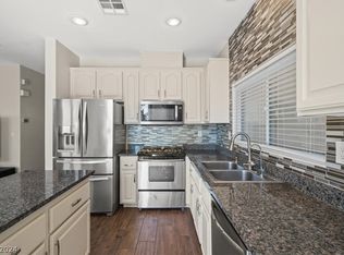 8332 Lost Spur St, Las Vegas, NV 89131