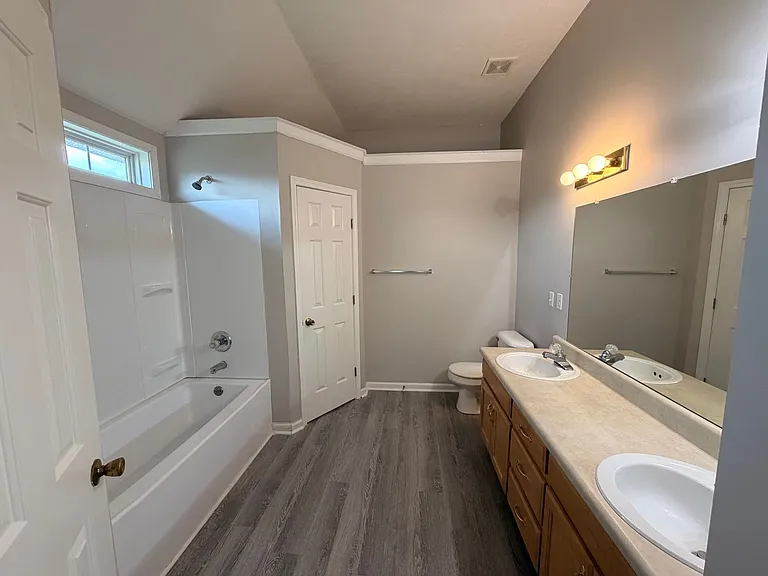 7003 Clara Ct — Photo 17