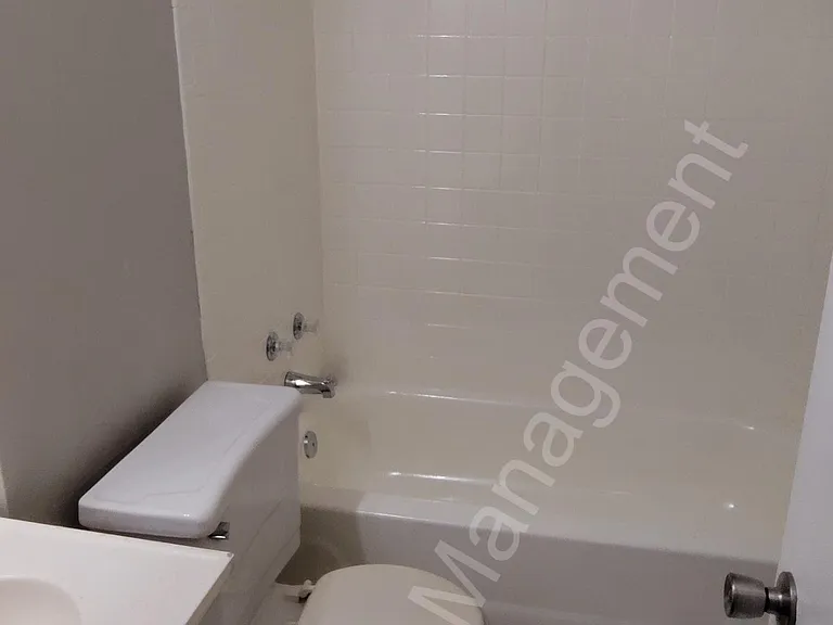 107 Loraine Rd — Photo 12